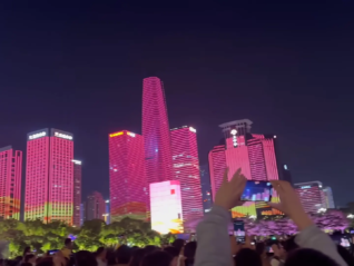 CRAZY Shenzhen CHINA New Year's Eve LIGHTSHOW! 3-23 screenshot